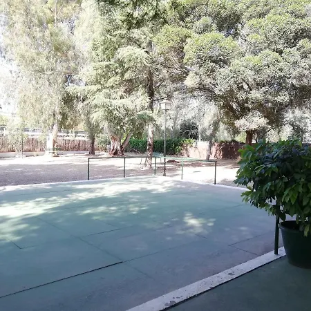 El Faro Hotel *